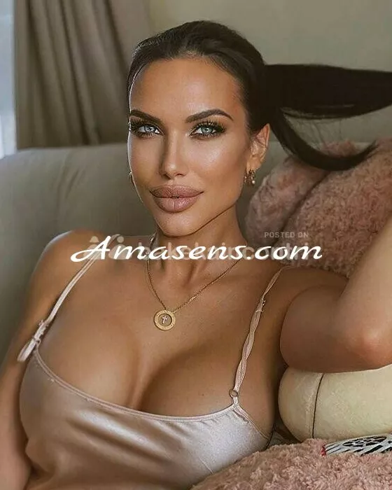 escort.it - A RIMINI  SOLO RAGGIUNGO ... SOFIA ITALO UNGHERESE 29 ANNI FOTO REALI .