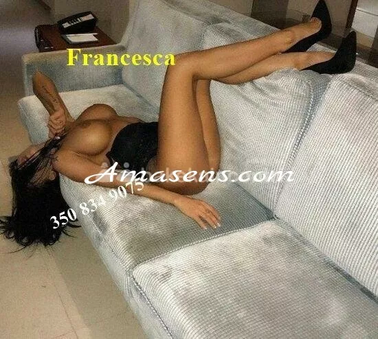 escort.it - GIOIA TAURO APPENA ARRIVATA FRANCESCA FERRARI STUDENTESSA NAPOLETANA DOC IN CITTÀ DAL 10 AL 14 MARZO ULTIMI 2 GIORNI IN CITTA