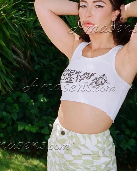 escort.it - Mi chiamo Emma, sono elegante e discreta. Garantisco professionalità, rispetto e assoluta riservatezza.