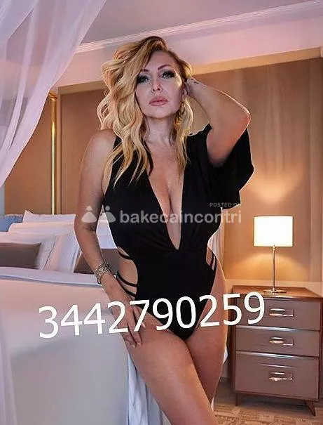 Donna a Grosseto - Massaggi a grosseto nord