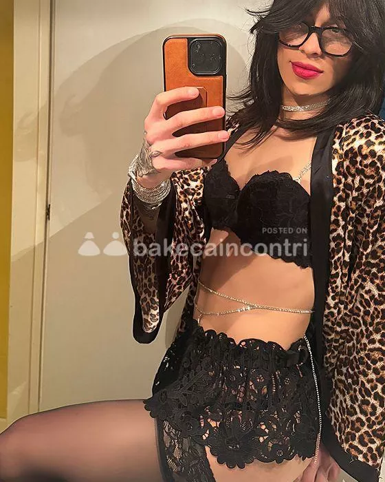 Donna a Ancona - Foto 1 - escort a marina di montemarciano