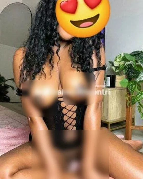 Donna a Brindisi - Foto 1 - escort a oria - san cosimo