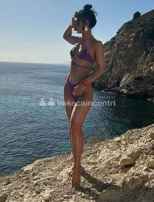 escort.it - ROVERETO❤️❤️❤️Valentina Incantevole ragazza ♥️♥️♥️ solamente per qualche giorno ♥️♥️ Gradirei essere contattata tramite whatsapp grazie♥️♥️