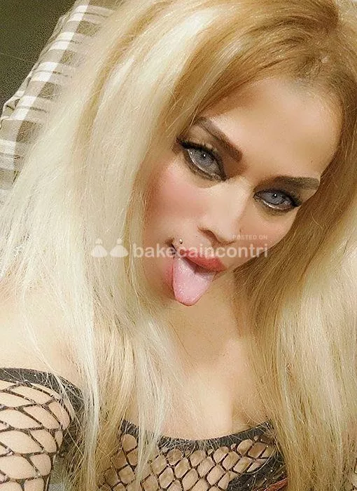 Donna a Reggio Calabria - Foto 1 - massaggi a siderno zona vicino hotel presiden