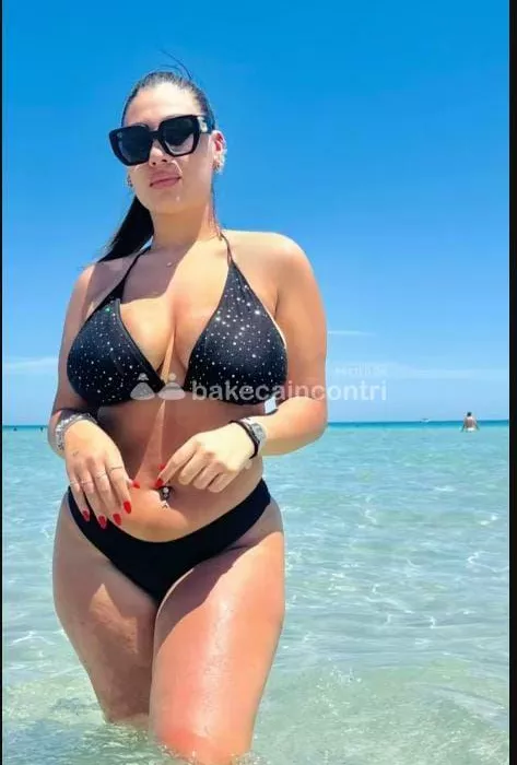 escort.it - Ultima settimana Poggio Franco Melania massaggi Doccia erotica più tantra nel futon, Melania tettona solo per cavalieri educati, solo italiani ASSOLUT