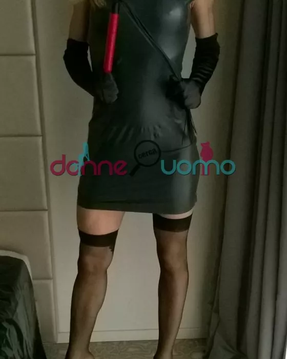 escort.it - FETISH, DOMINAZIONE, BDSM, STRAPON E MOLTO ALTRO.. SPLENDIDA MISTRESS SEXY ED AUSTERA