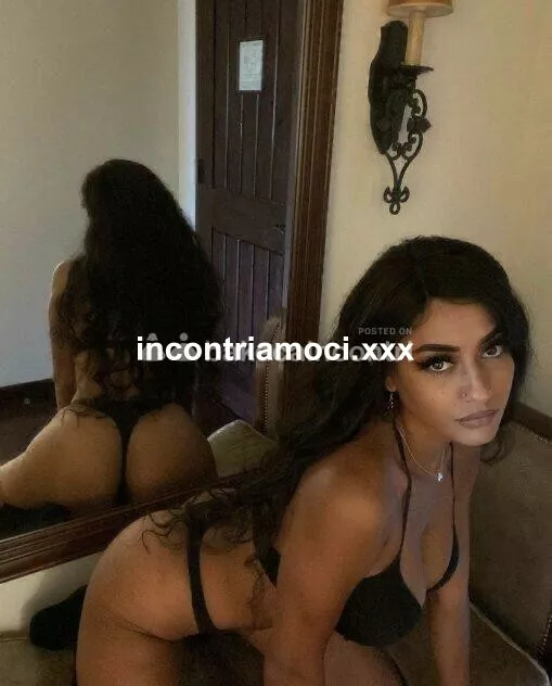 Donna a Matera - Escort a altamura  mercato,  basilicata