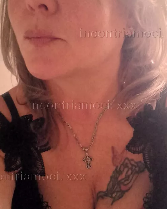 escort.it - IRINA RUSSA   PONTE ROSSO   FIRENZE   ANNI   50 -SOLO ITALIANI - GRAZIE