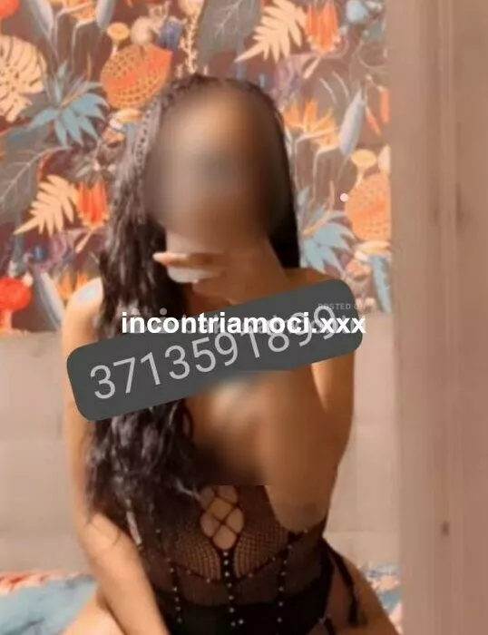 escort.it - piccantissima bella e sensuale, porca e trasgressiva preliminari da fuoco