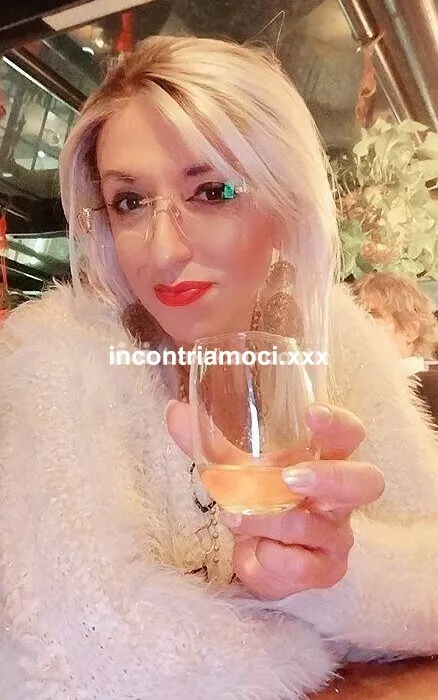 escort.it - PORCELLINA SICILIANA DOTATISSIMA