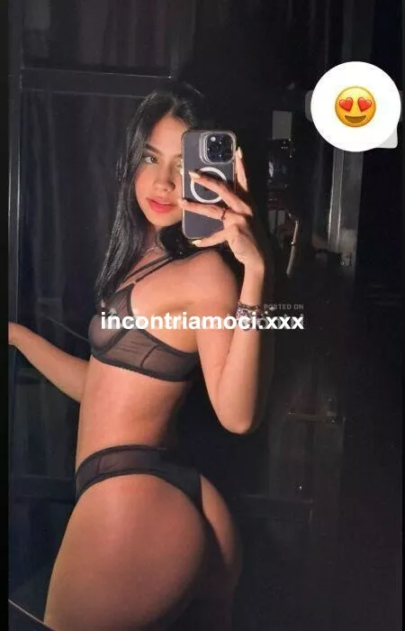 escort.it - SAVONA FORNACI  porcellina onduregna da solo 22anni super figa sensualissima viso da angelo 👼