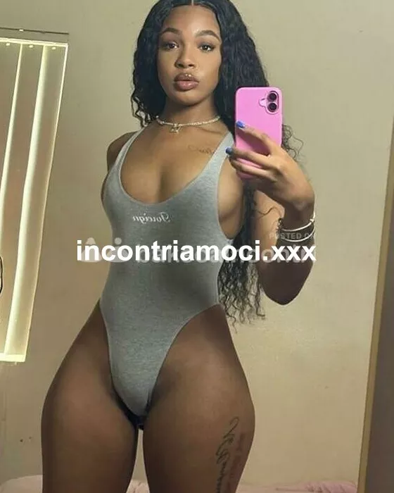 escort.it - Sono Denis, una ragazza nuova in Italia