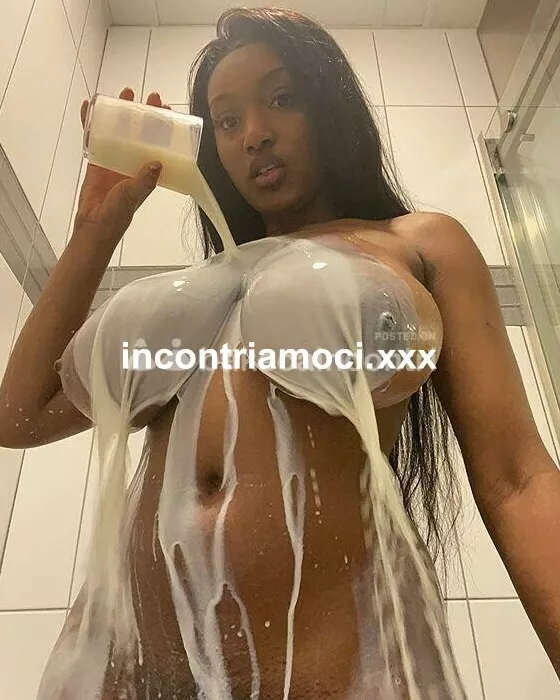 escort.it - TETTONA BRASILIANA 8 Naturale❤️ BENE, CIAO A TUTTI,! PREPARATI A LASCIARTI INCANTARE…