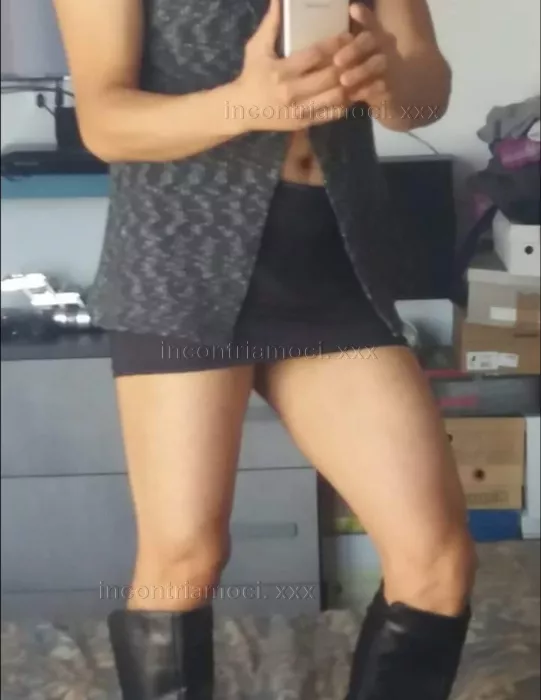 escort.it - Travestito AMANTE del maschio maturo