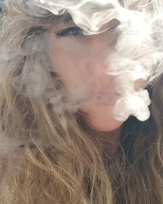 Donna a Vercelli - Escort a via  greggio, vc, italia, 13030, greggio,  piemonte