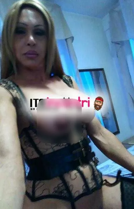escort.it - A RIMINI APPENA RITORNATA 🔥🔥GIULIA TRANS SUPERDOTATA 24 CM RIMINI ZONA VIA PASCOLI 🔥