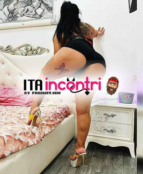 escort.it - ANNA LA NAPOLETANA PORCA CALDA E GOLOSA