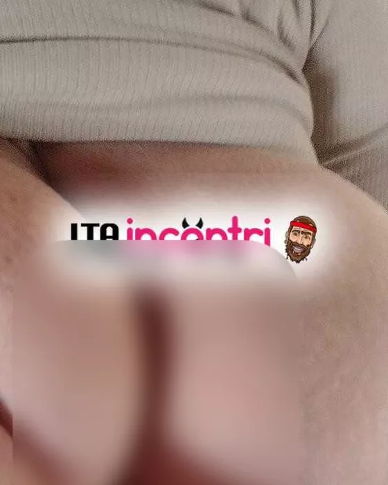 escort.it - Due mogli mature bisex porcelline solo oggi 9/3