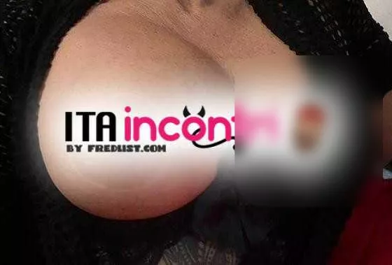 escort.it - Evelin monella party cerca leccatore patatina