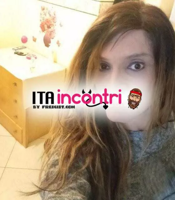 escort.it - Hai voglia ora? Anch'io! Trans completa porca a trecate. 19cm bocca calda morbida culo accogliente lubrificato