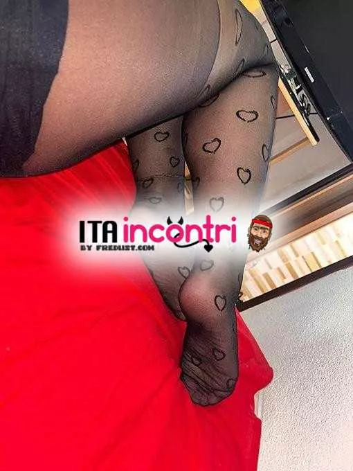 escort.it - INCONTRI FETISH CON MISTRESS TOUR A PALERMO 🦶