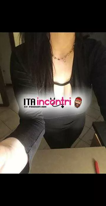 escort.it - ITALIANA LIBERA OGGI PER ORALE SCOPERTO LATO A E B VOGLIOSA BELLA BAGNATA VENUTA TETTE CORPO FACCIA RICEVO