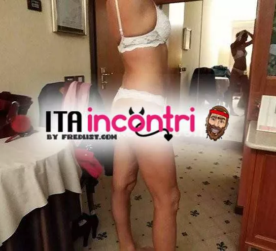 escort.it - Sexi bionda cerca un uomo vero