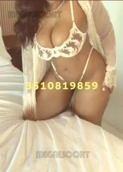 escort.it - CAROLINA TROIA FOTO REALI GODIMENTO ASSOLUTO SENSUALE E RAFFINATA DISPONIBILE