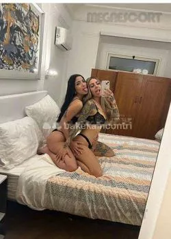 escort.it - Coppia - travolgenti -- Massaggio A 2 Mani Pompino Spettacolare A 2 Bocche