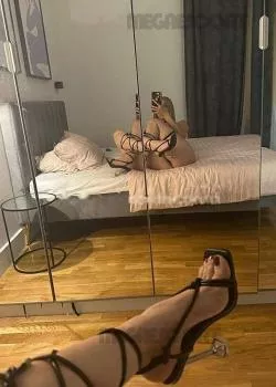 escort.it - New Bella Zoccolona Dea Del Pompino, Della Gola Profonda E Del Sesso: Lo Faccio Per Passione