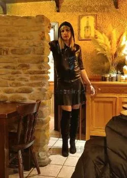 escort.it - Tanya Trav Girl Massaggi Erotici & Giochi Fetish