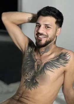 escort.it - Tony Uomo dominante a Ferrara – fascino che non si dimentica