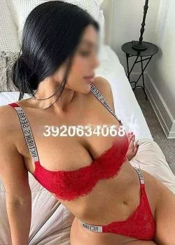 escort.it - Tribunale - Appena Arrivata massaggio dolcissimo . Affascinante. Patatina Bollente . Top Dei Preliminari Prima Volta Città