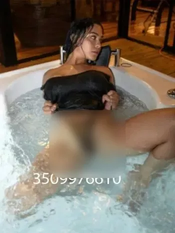 Donna a Alessandria - Escort a quartiere pista