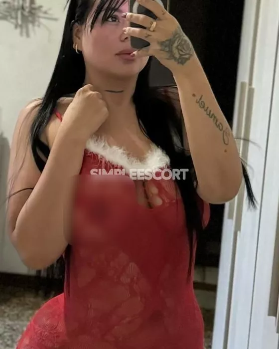 escort.it - Dolce Follia, Calda Passione