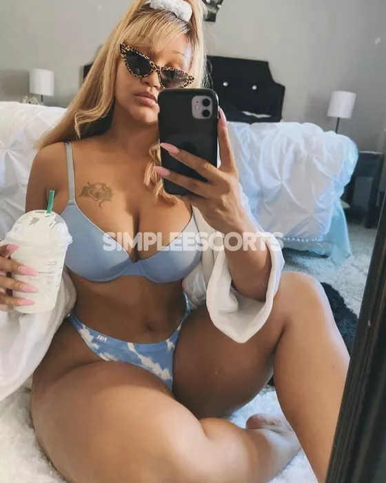 escort.it - monfalcone 💋 🌋bellezza da urlo sono un vero vulcano🌋en eruzione pompa da urlo💋massaggi erotico con pompino da urlo 💋